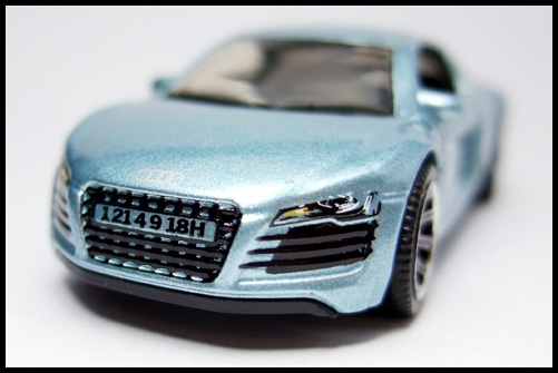 ...
from Audi R8 忧 by MATCHBOX 1/64
by MATCHBOX