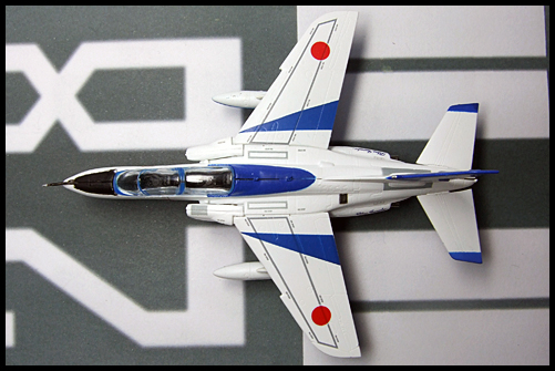 Jwings_vol5_JASDF_T-4_BlueImpulse_No1_22