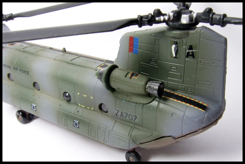 F-Toys_HELIBORNE_COLLECTION_CH-47_Chinook_UK_12