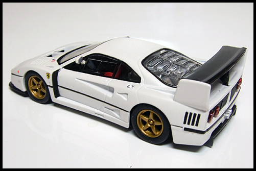 KYOSHO_FERRARI8_NEO_F40_GTE_MATTE_WHITE_11