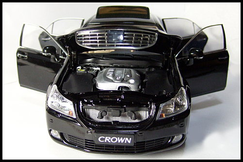 PAUDI_TOYOTA_CROWN_MAJESTA_BLACK_20