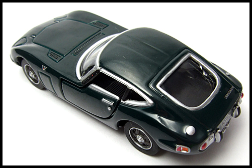 TOMICA_LIMITED_TOYOTA_2000GT_2MODELS_SECOND_17