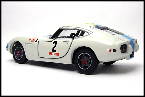 TOMICA_LIMITED_TOYOTA_2000GT_2MODELS_FIRST_13