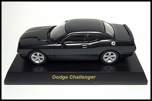 KYOSHO_USA2_Dodge_Challenger_SRT8_Black_1