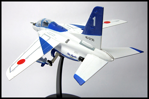 Jwings_vol5_JASDF_T-4_BlueImpulse_No1_1