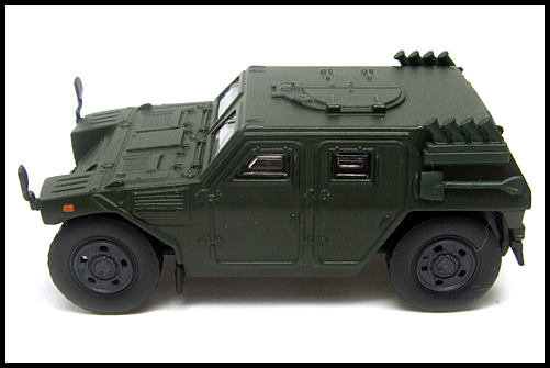 KYOSHO_MILITARY_Light_Armoured_Vehicle_Lowvis_14