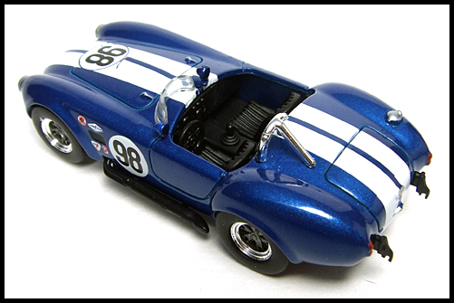 KYOSHO_USA_Sports_Car_Collection_2_Shelby_Cobra_427_blue_11