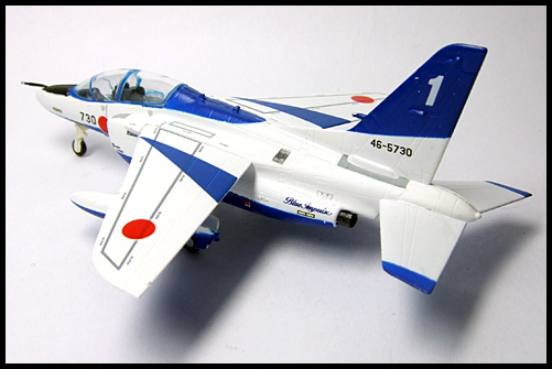 Jwings_vol5_JASDF_T-4_BlueImpulse_No1_26