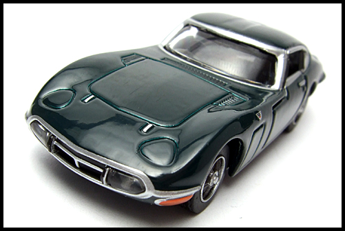 TOMICA_LIMITED_TOYOTA_2000GT_2MODELS_SECOND_7