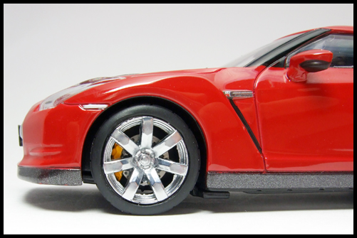 KYOSHO_NISSAN_GT-R_R35_RED20